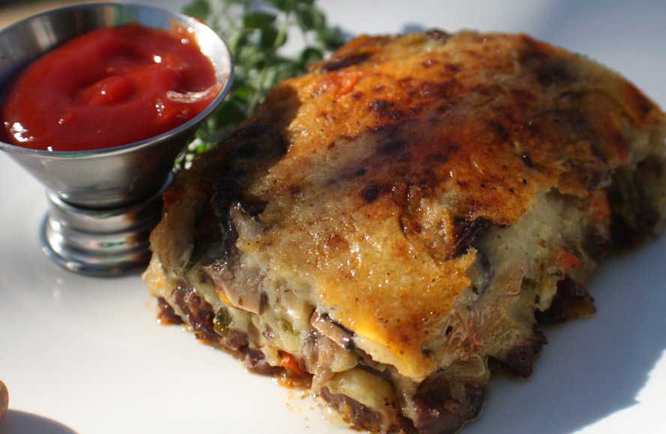 Jaeger Eintopf, Layered German style Shepherds Pie 