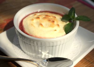 Rhubarb compote with Quarkschaum