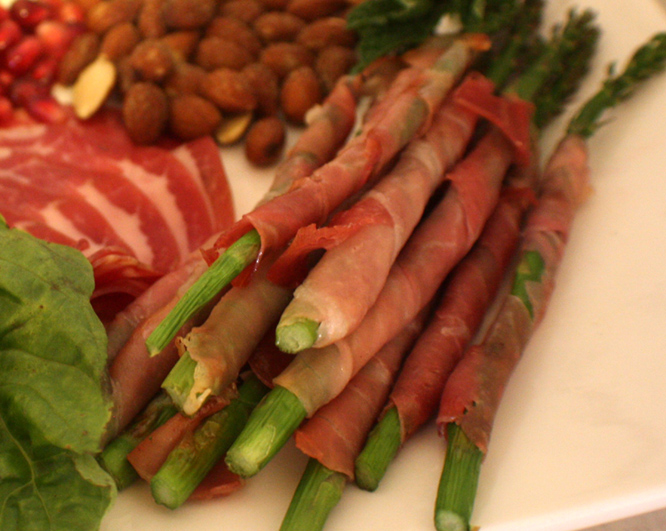 Peeled Green Asparagus